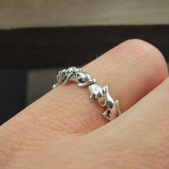 Size 6 Sterling Silver Line Of Dolphins Band Ring Vintage - Picture 3 of 8